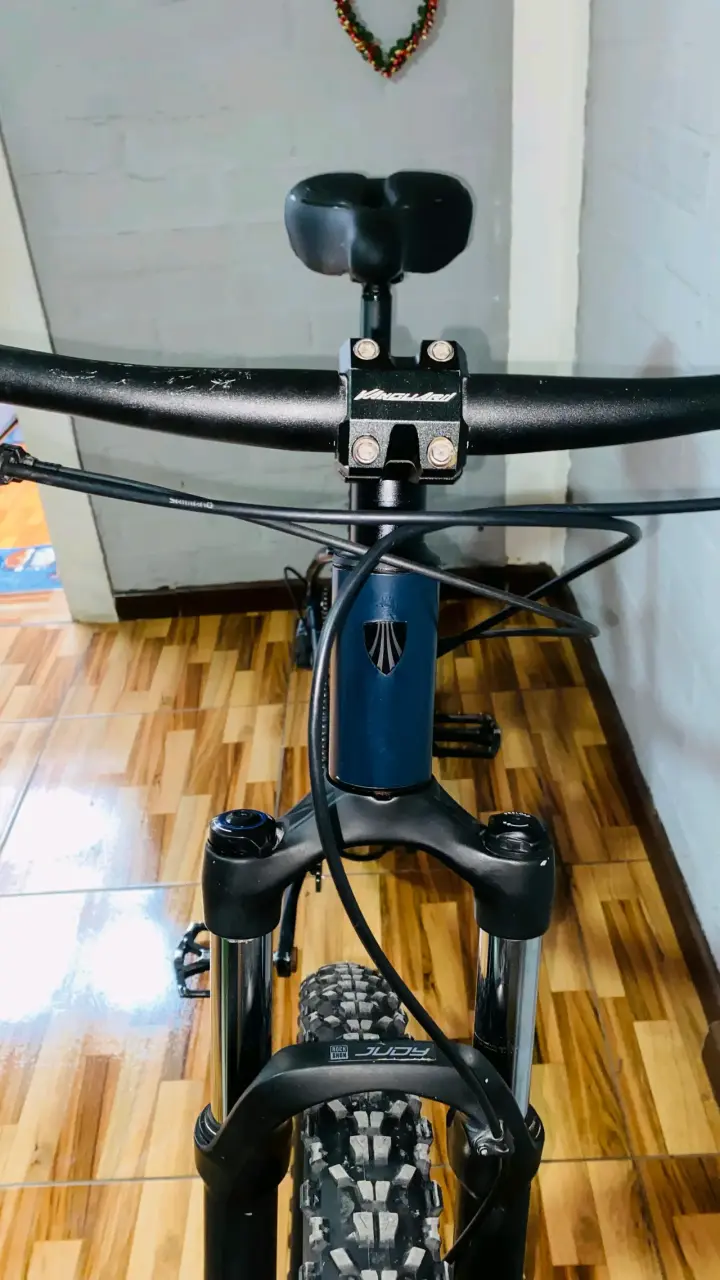 Bicicleta Trek Marlin 7 - 5