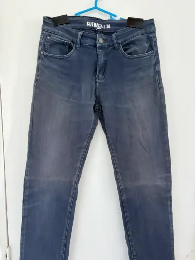 Ropa usada en buen estado - miniatura 3
