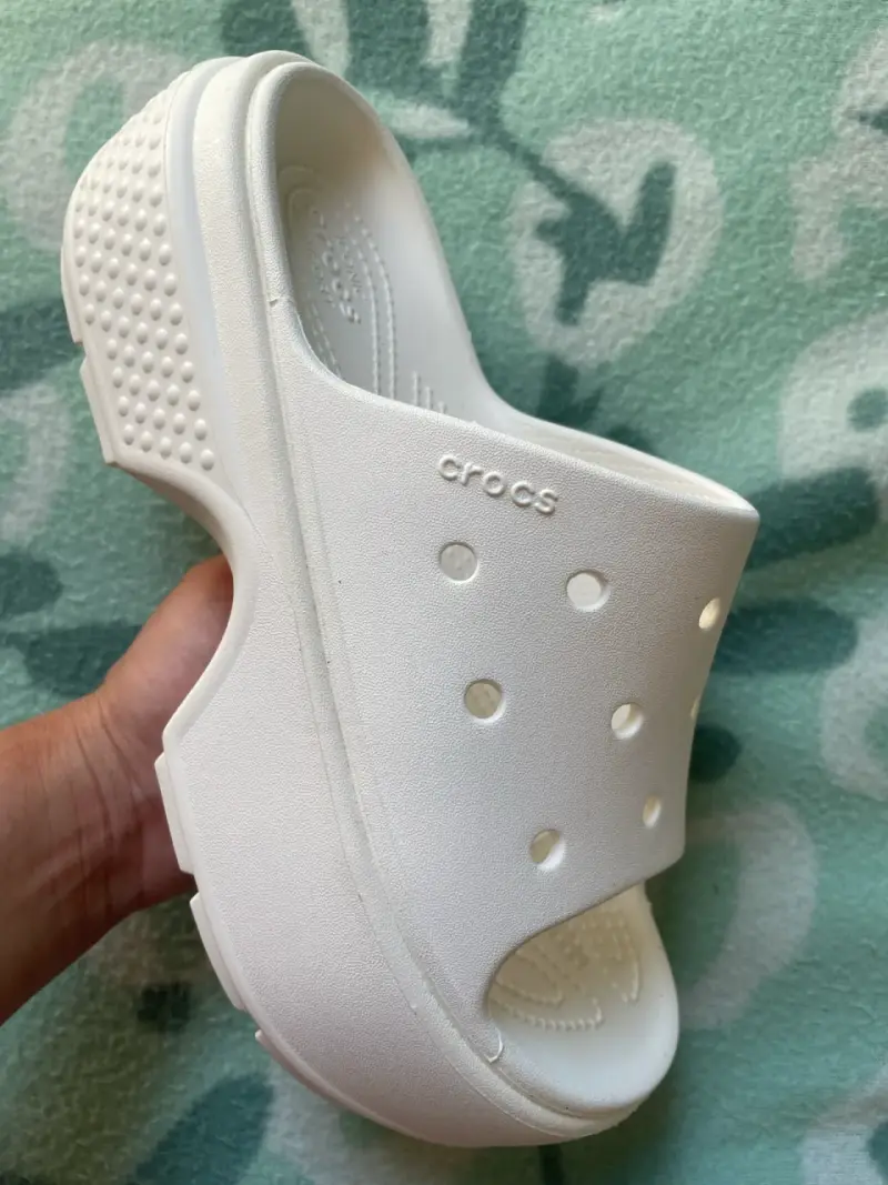 CROCS - 3