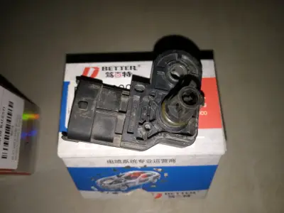 Sensor MAF (usado) + válvula iac (nueva) ZOTYE 201 - miniatura 3