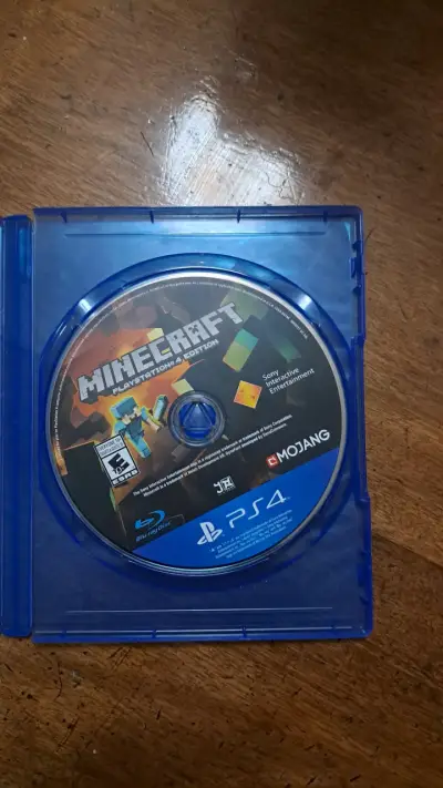 PlayStation 4 Especial Edition + 3 juegos - miniatura 3