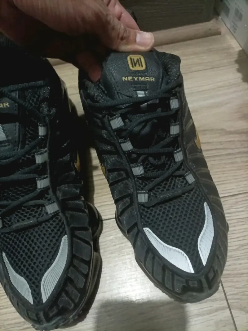 Neymar Nike shox - 6