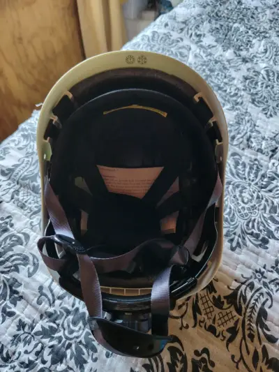 Se vende casco Yako - miniatura 12