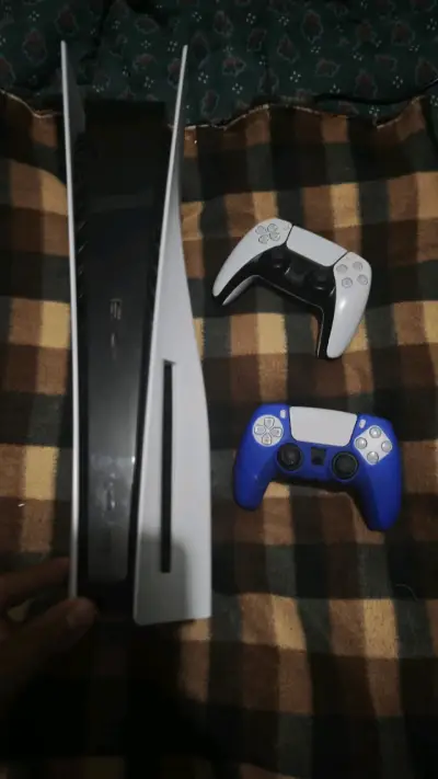 Play station 5 - miniatura 2