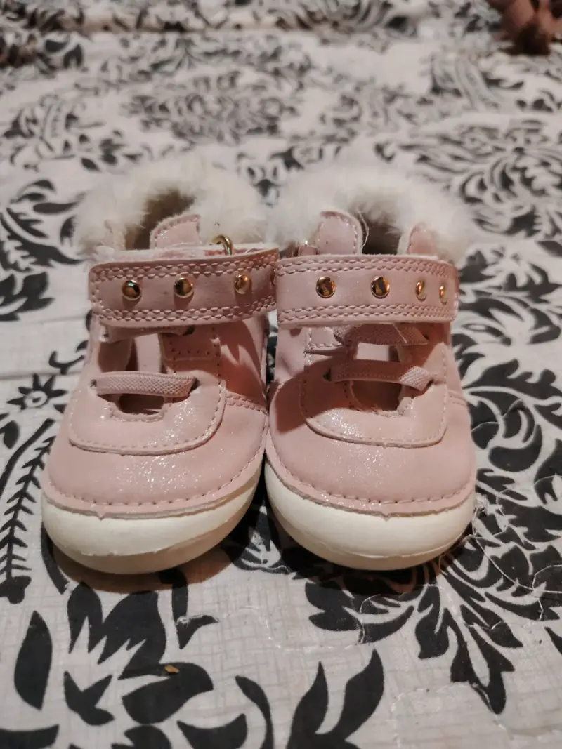Se vende zapatitos limonada - 1