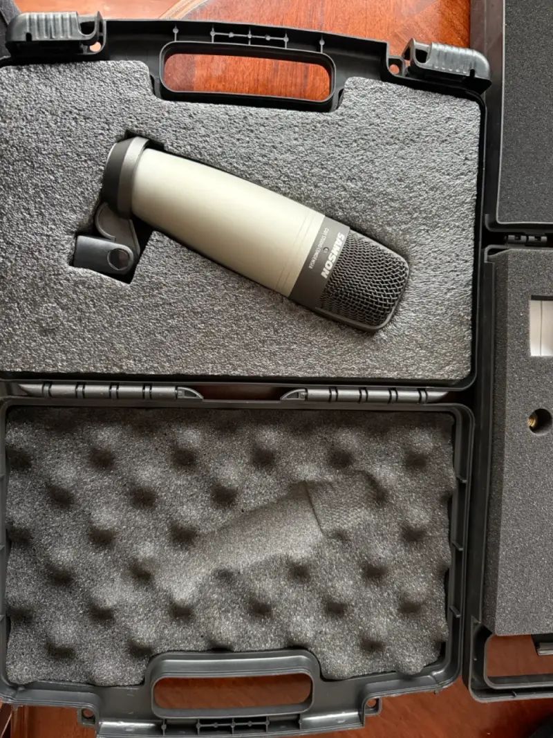 Kit Home Studio Profesional AKG + Samson + Behring - 3