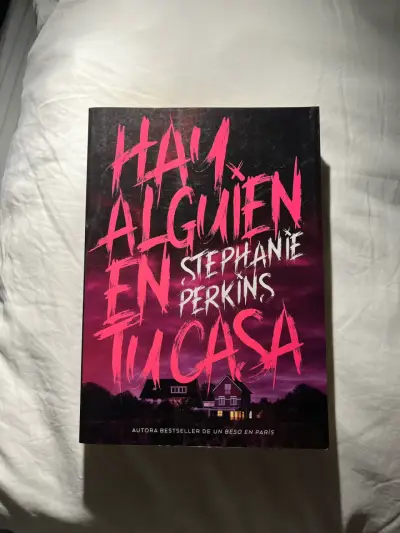 Hay alguien en tu casa - miniatura 1