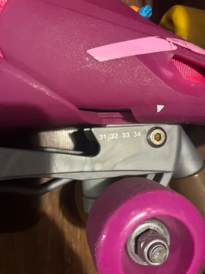 Patines 4 ruedas - miniatura 2