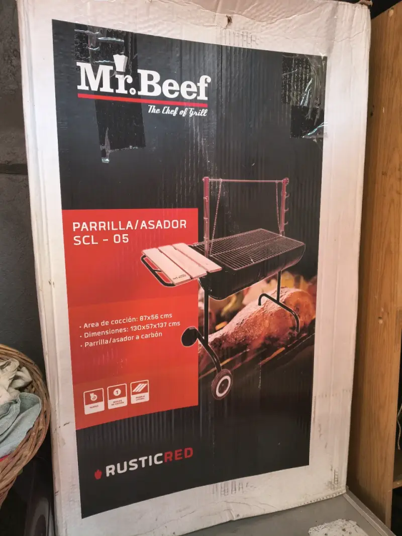 Vendo parrilla MR BEEF nueva - 2