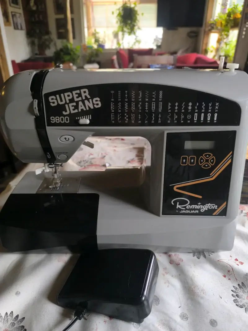 Remington super jeans 9800 - 2