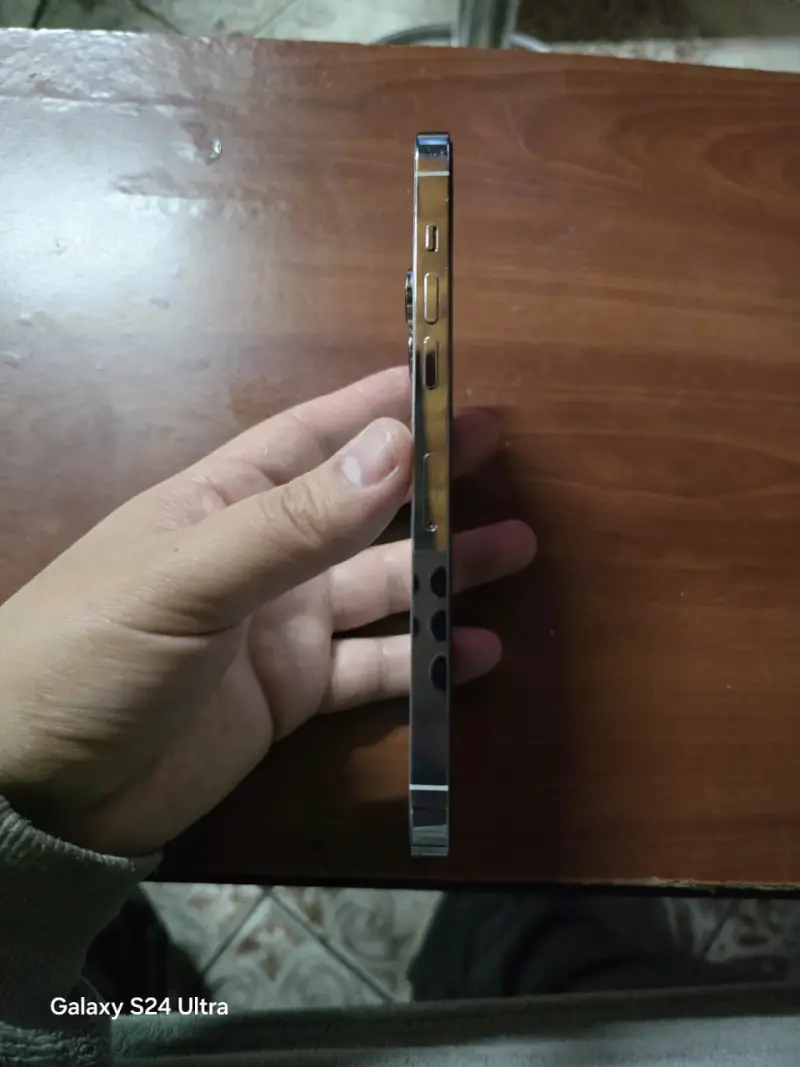 Iphon 14 pro max - 5