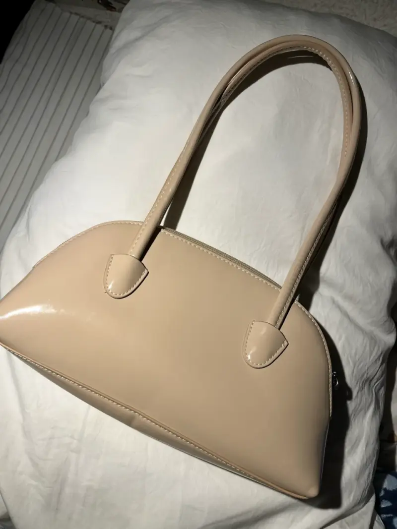 Cartera HyM