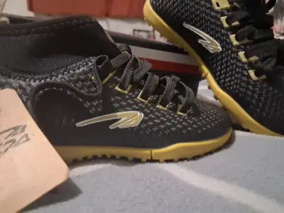 Zapatillas fútbol - miniatura 1