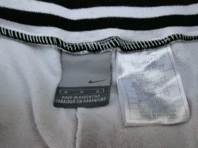 Buzo Nike - miniatura 2