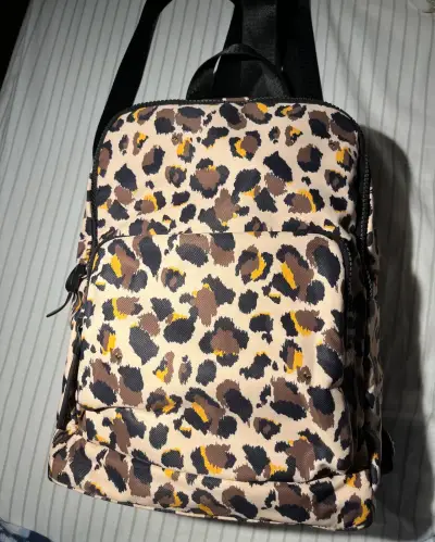Mochila OPPOSITE - miniatura 1