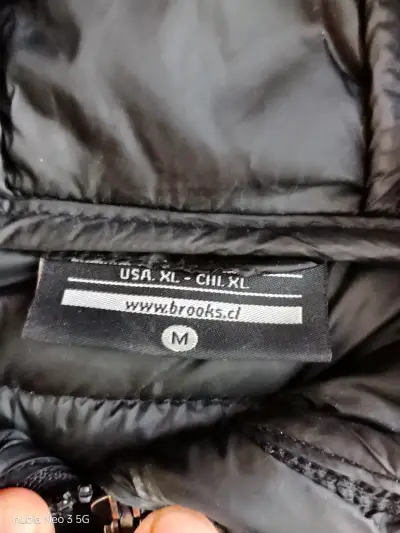 Chaqueta de hombre talla M marca Brooks - miniatura 2
