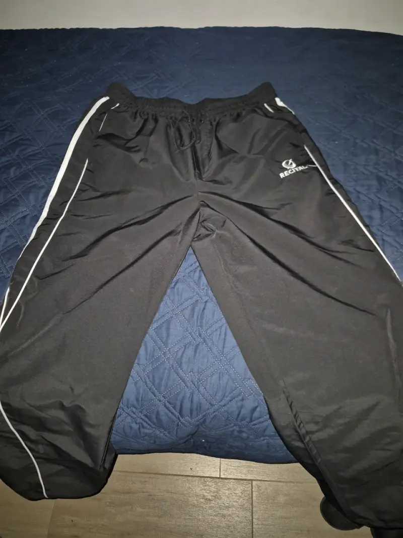pantalon tipo trackpant - 1