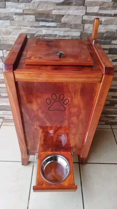 Dispensador de alimento de mascota - miniatura 1