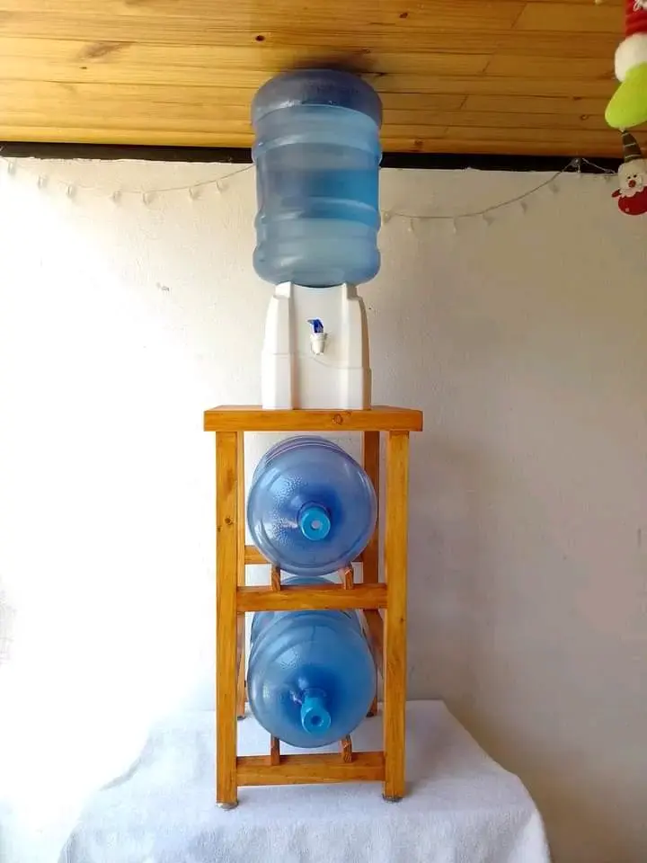 Dispensador de bidones de agua
