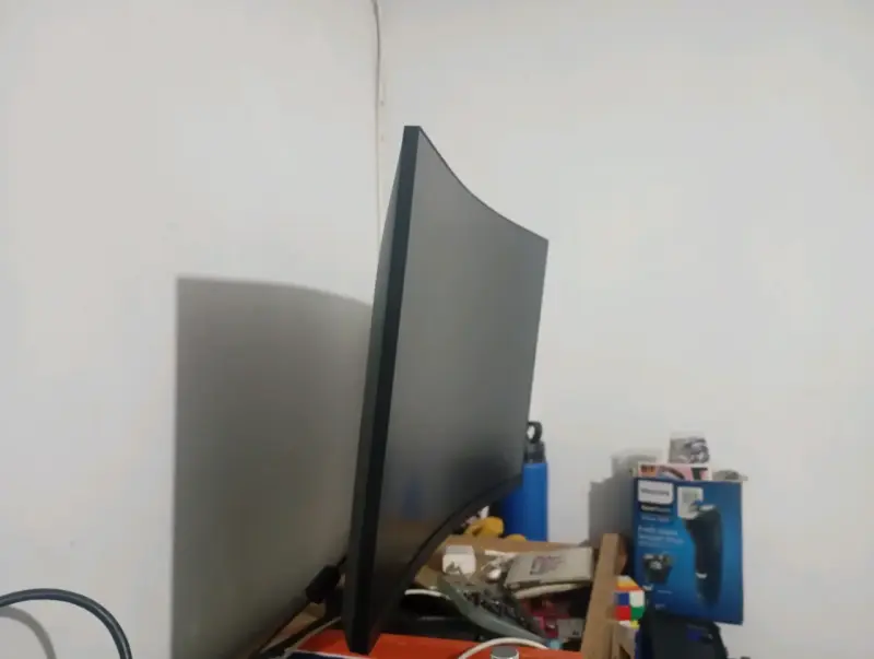 Monitor curvo - 2