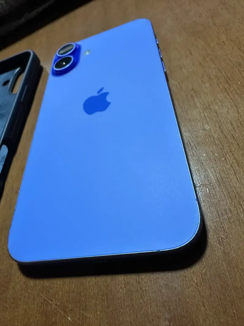 iPhone 16 plus - 2