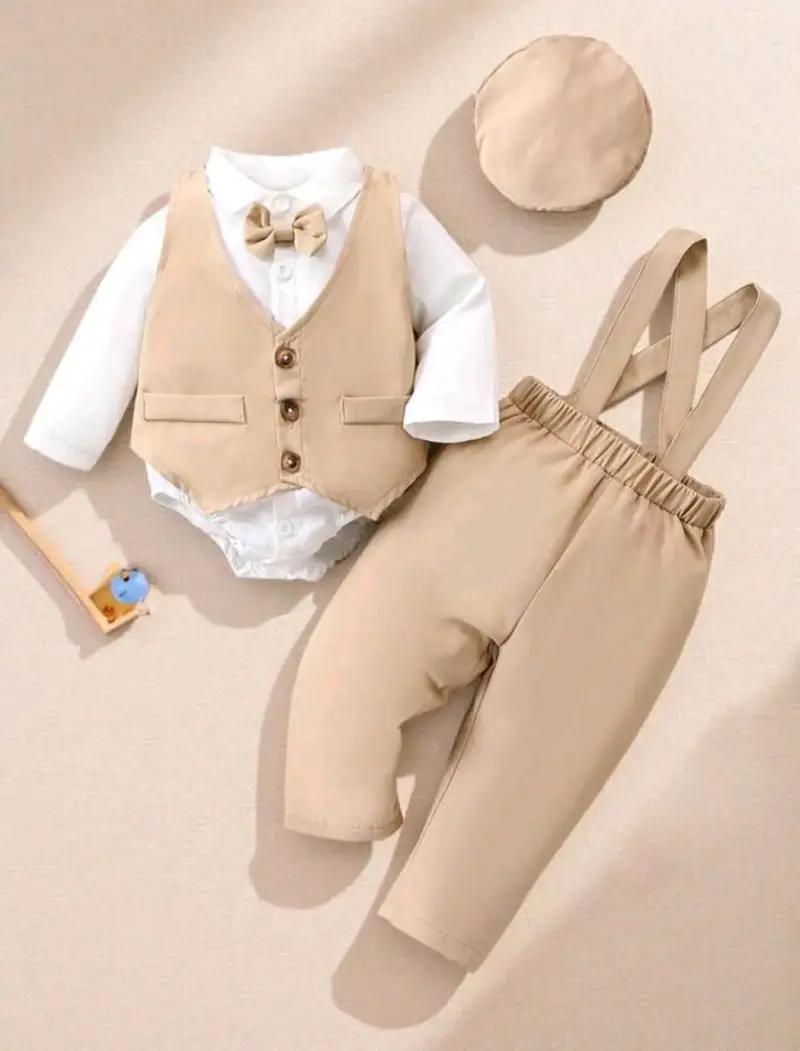 CONJUNTO DE 4 PIEZAS DE NIÑO