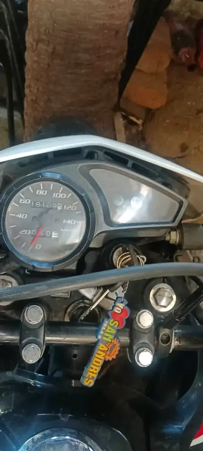 MOTO Honda XR150 - miniatura 5