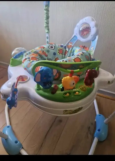Saltarin para bebe - miniatura 2