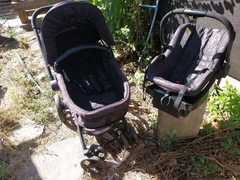 Coche infanti giro 360 + silla para vehiculo - 1