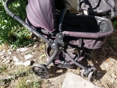 Coche infanti giro 360 + silla para vehiculo - miniatura 2