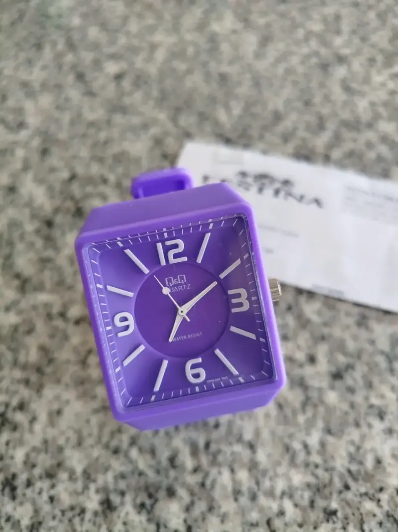 Reloj Q&Q nuevo - 1
