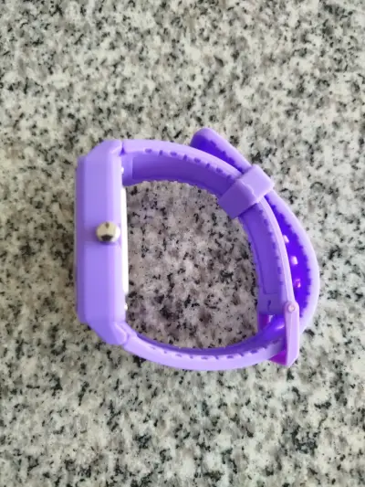 Reloj Q&Q nuevo - miniatura 4