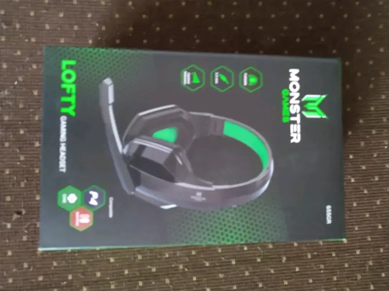 Audífonos gamer plug estereo - 1
