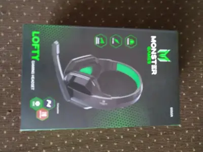 Audífonos gamer plug estereo - miniatura 1