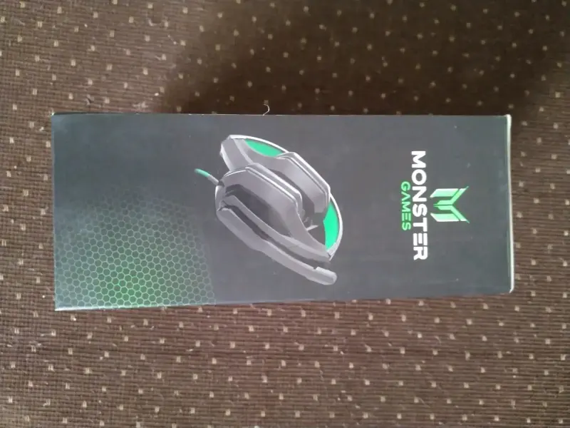 Audífonos gamer plug estereo - 3