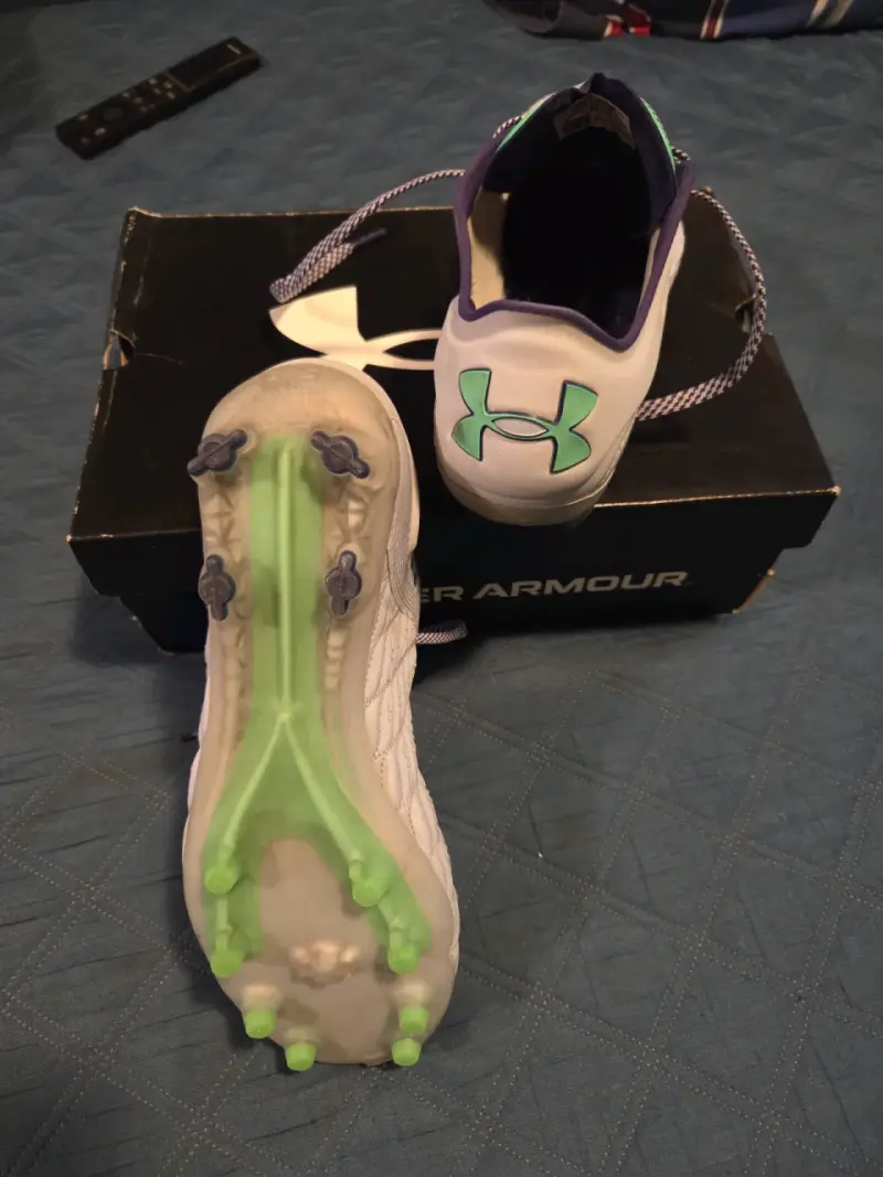 Chuteadores Under Armour profesionales - 2