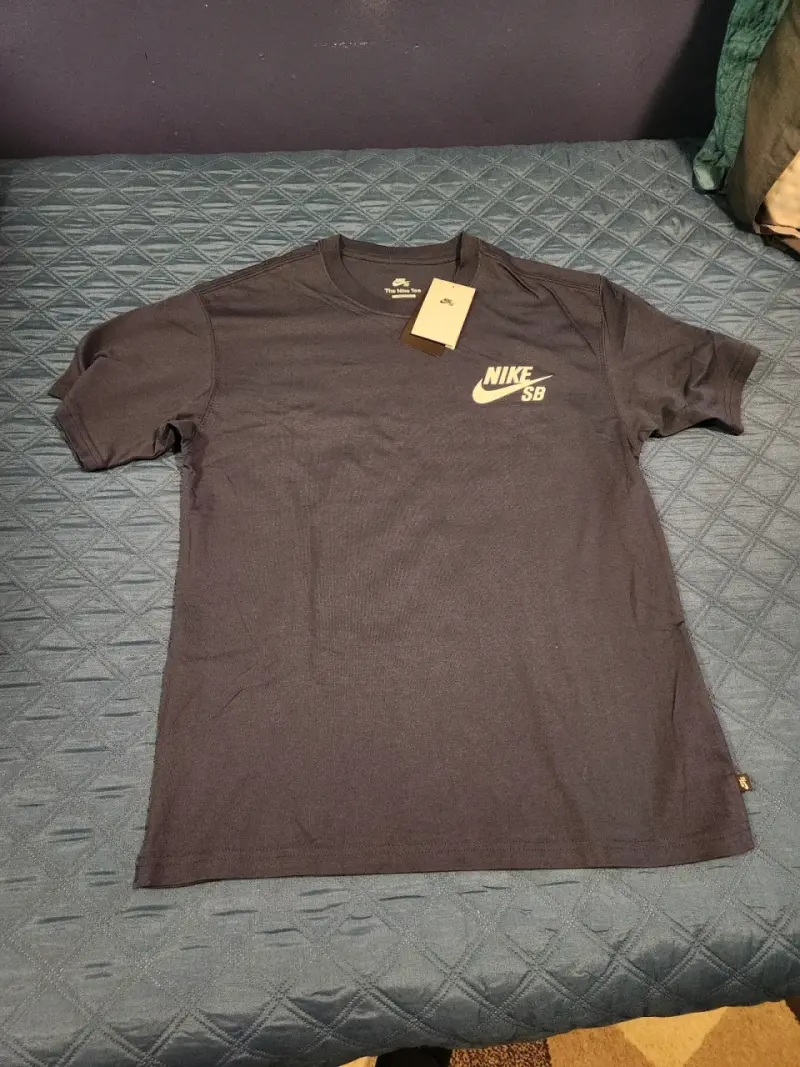 Ropa de marca nueva, original y sin uso alguo - 3
