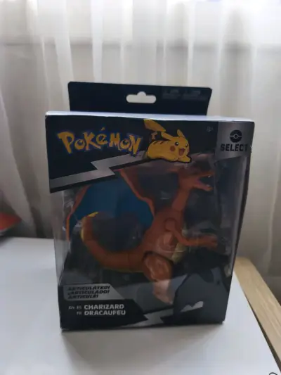 Figura charizard pokemon - miniatura 3
