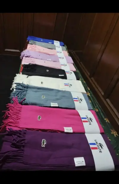 Bufandas lacoste - miniatura 2