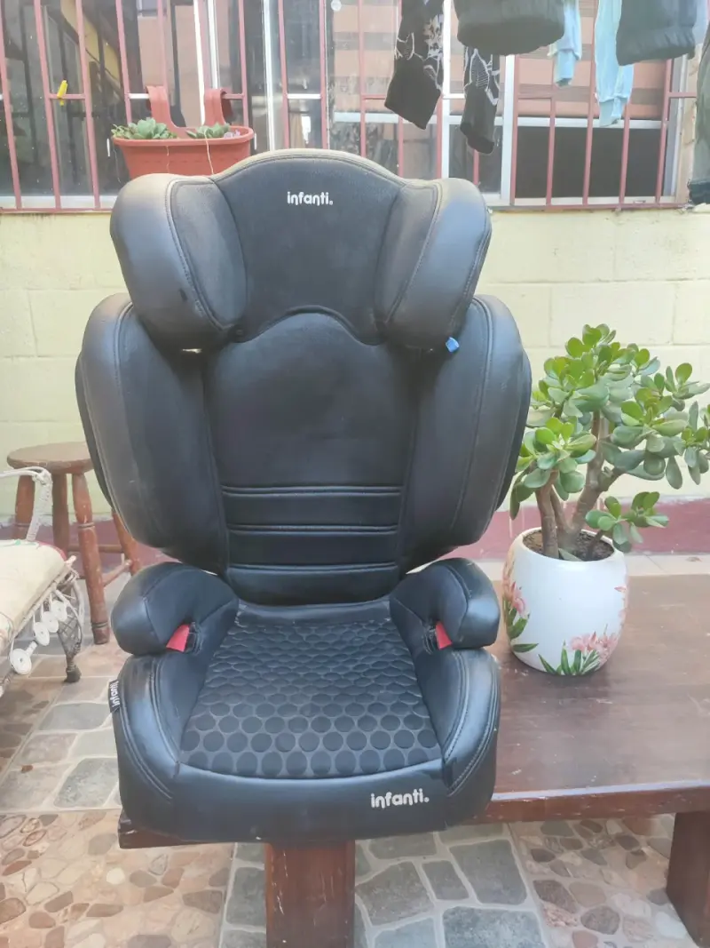SILLA DE AUTO INFANTI CON ISOFIX - 1