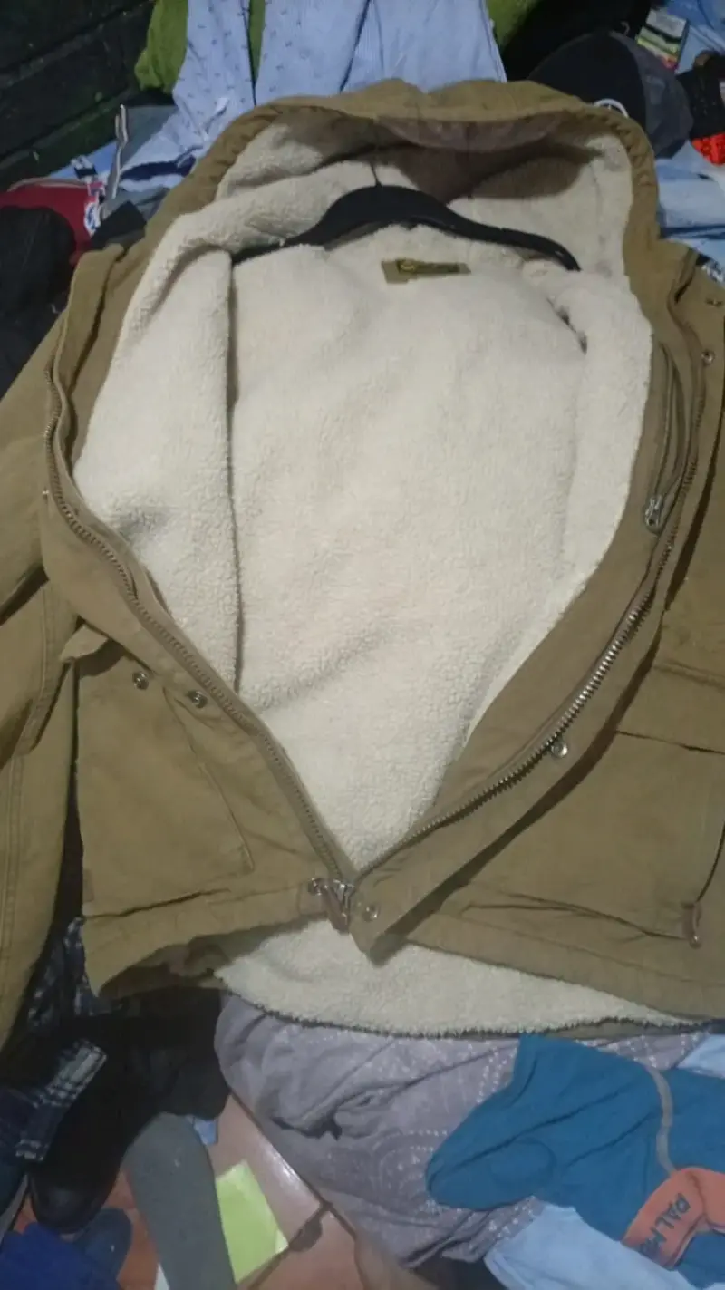 Chaqueta gruesa y corta viento - 2
