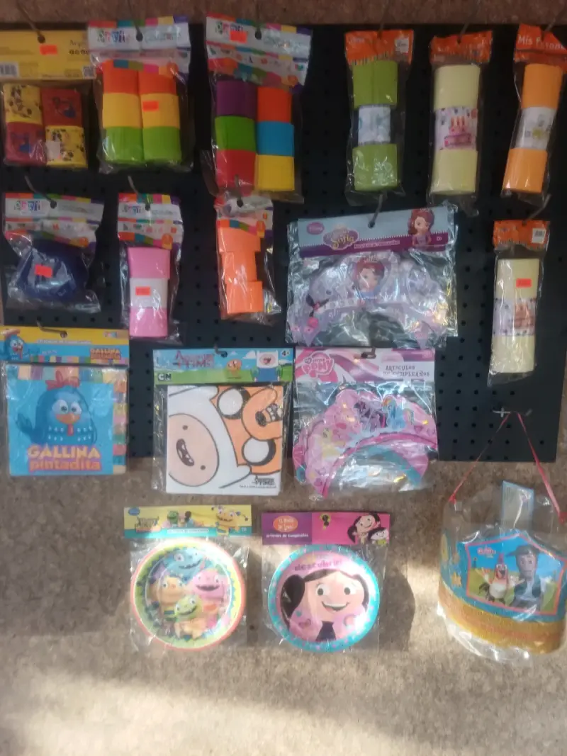 Vendo mas de 150 productos de cumpleaños - 1