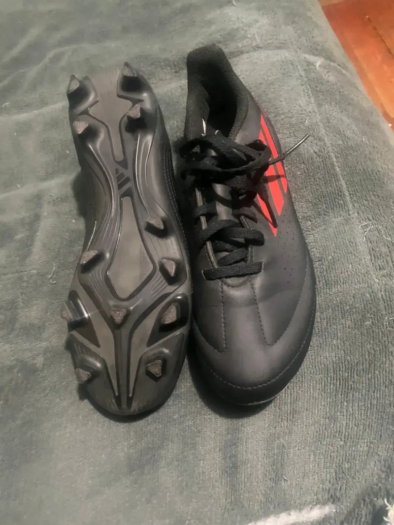Zapato de futbol marca adidas con toperol - 2