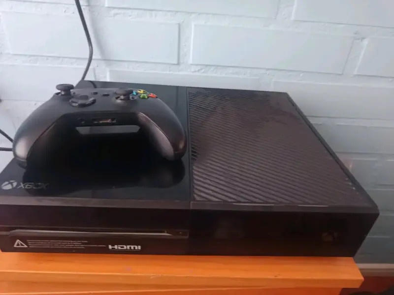 Xbox one + control