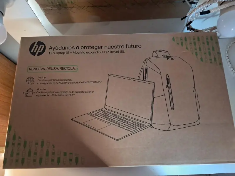 Laptop Hp NUEVA para estudiantes+ mochila expansib - 1