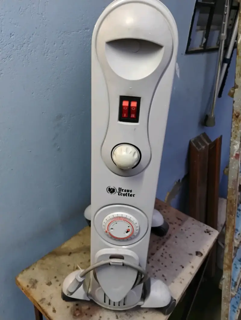 Calefactor Oleoeléctrico Ursus Trotter - 1