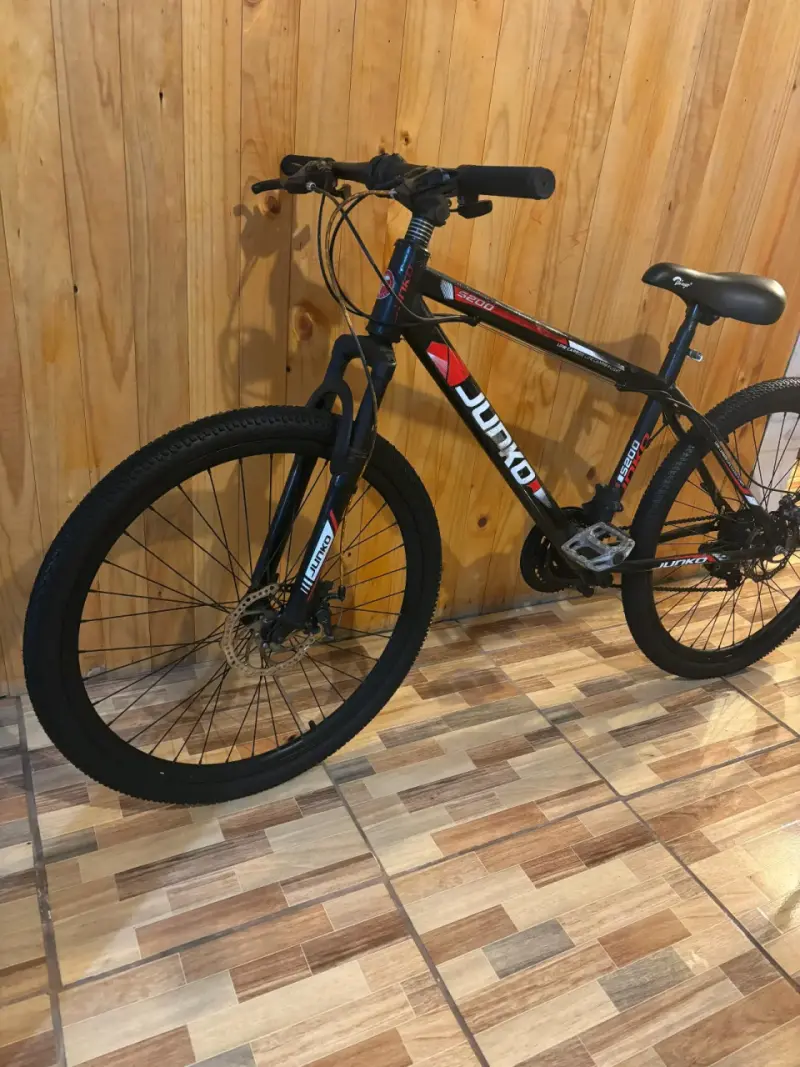 Se vende bicicleta aro 26 en buen estado - 4
