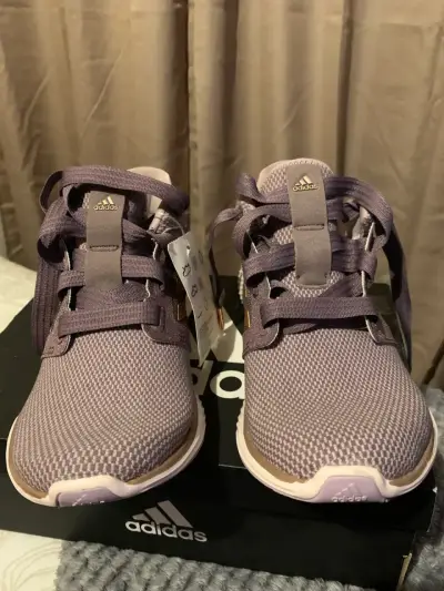Zapatillas nuevas Adidas - miniatura 3