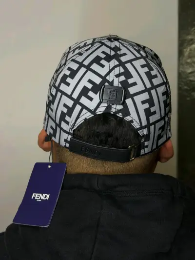 Gorra fendi - miniatura 3
