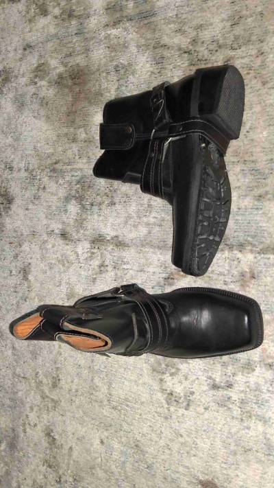 Botas de hombre - miniatura 1